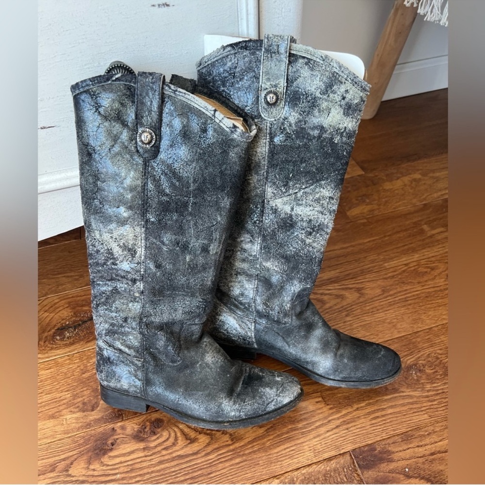 Frye Black and Gray glazed distressed crackle boots Melisa